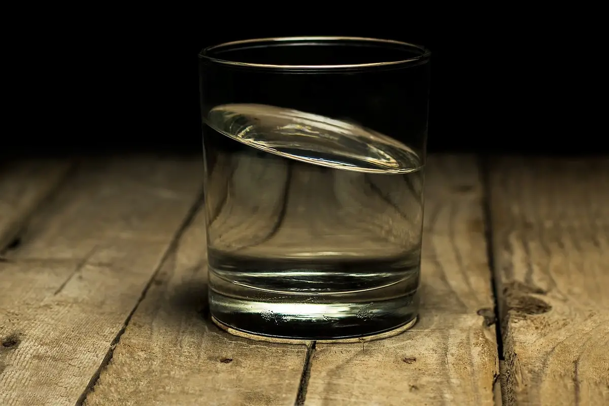 Bere tanta acqua: l'abitudine indispensabile secondo gli esperti per eliminare tossine e ritrovare energia 3 Immagine selezionata