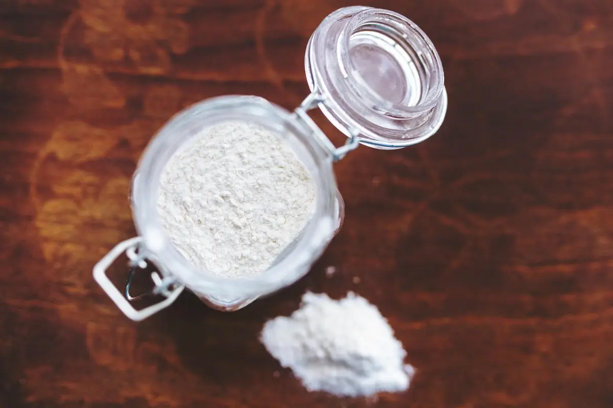 Farina di larve: riusciresti davvero a mangiare prodotti con farina di larve senza saperlo? 1 Farina di larve: riusciresti davvero a mangiare prodotti con farina di larve senza saperlo?