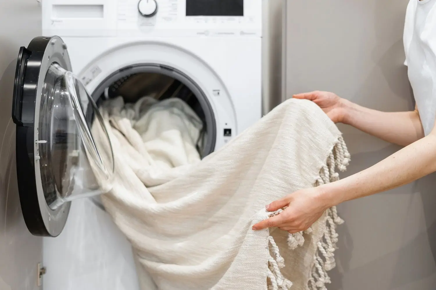 Quali coperte lavare e conservare ad aprile: il trucco per farle durare 5 Immagine selezionata