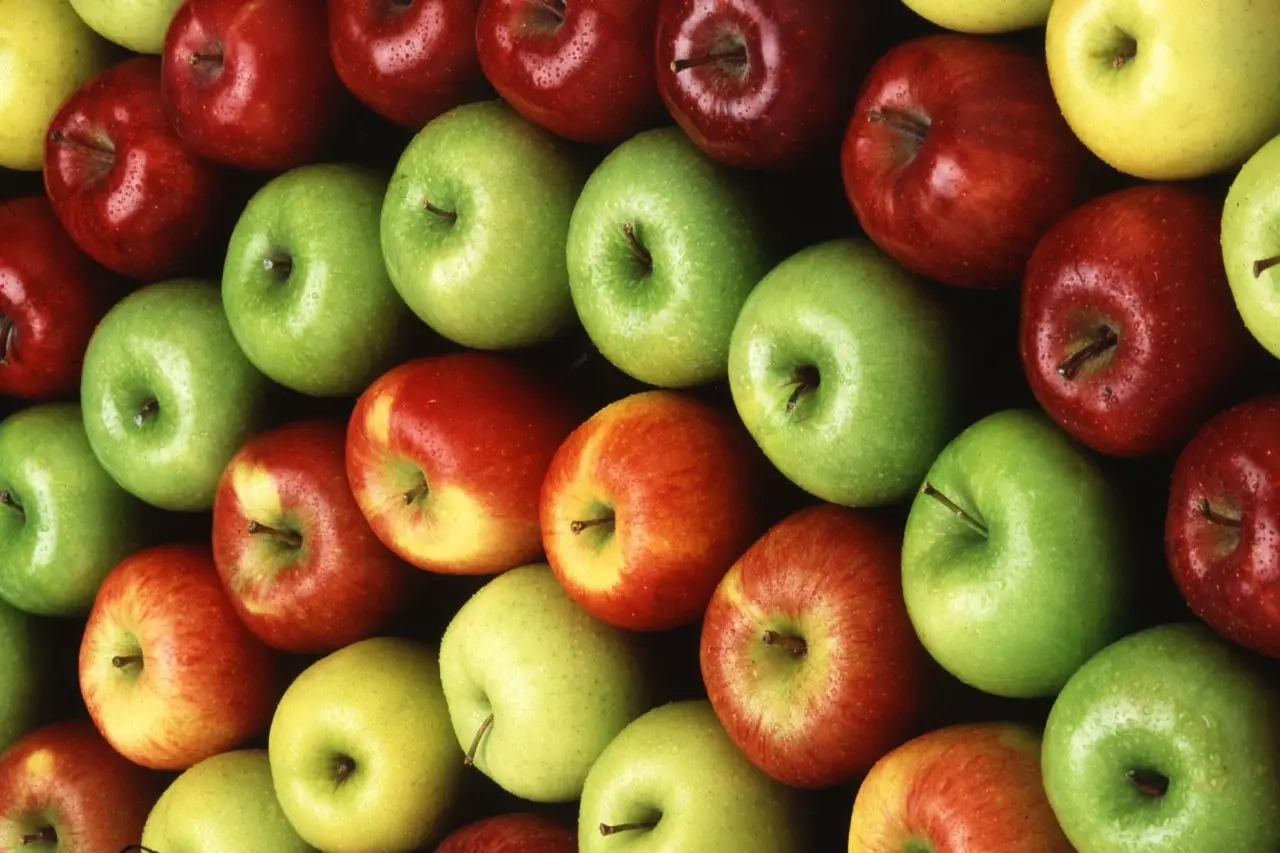 Mangiare mele a stomaco vuoto: scopri cosa succede davvero? 5 Immagine selezionata