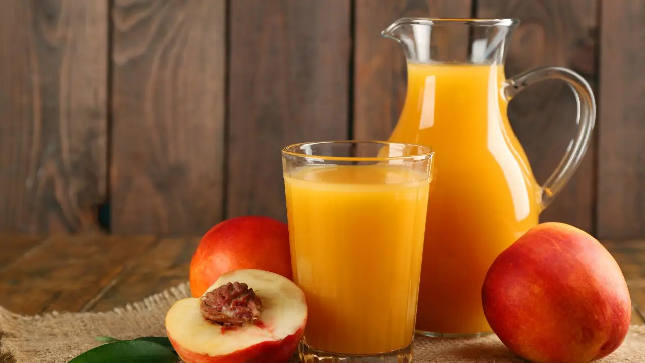 Ecco come preparare una tisana di pesche per depurare l’organismo