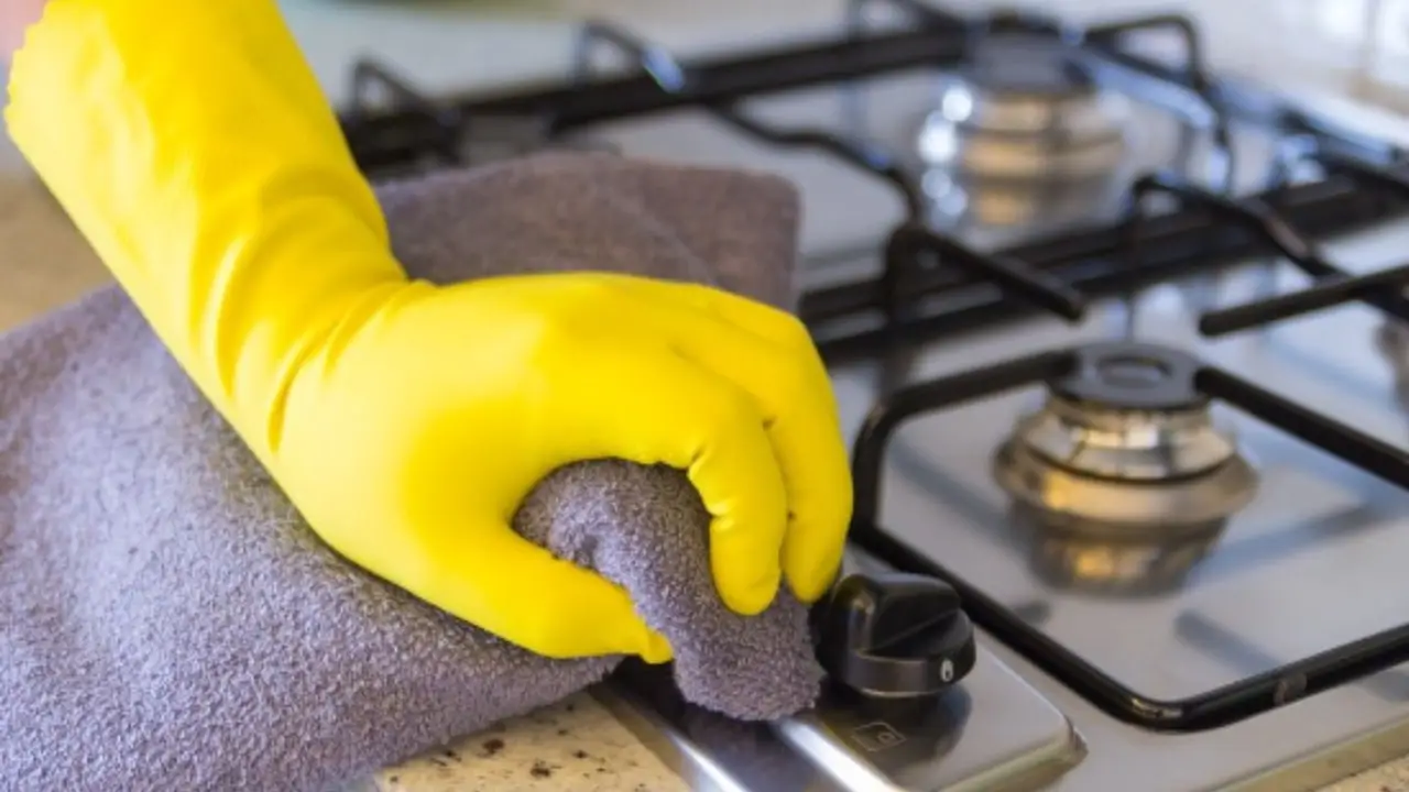 Pulizie di primavera in cucina: ecco la checklist stanza per stanza 5 Immagine selezionata